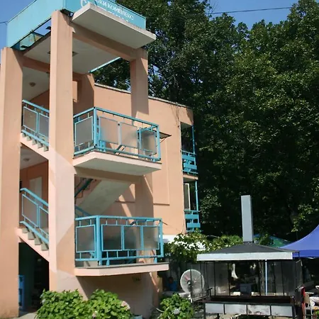 Отель Svetlina
